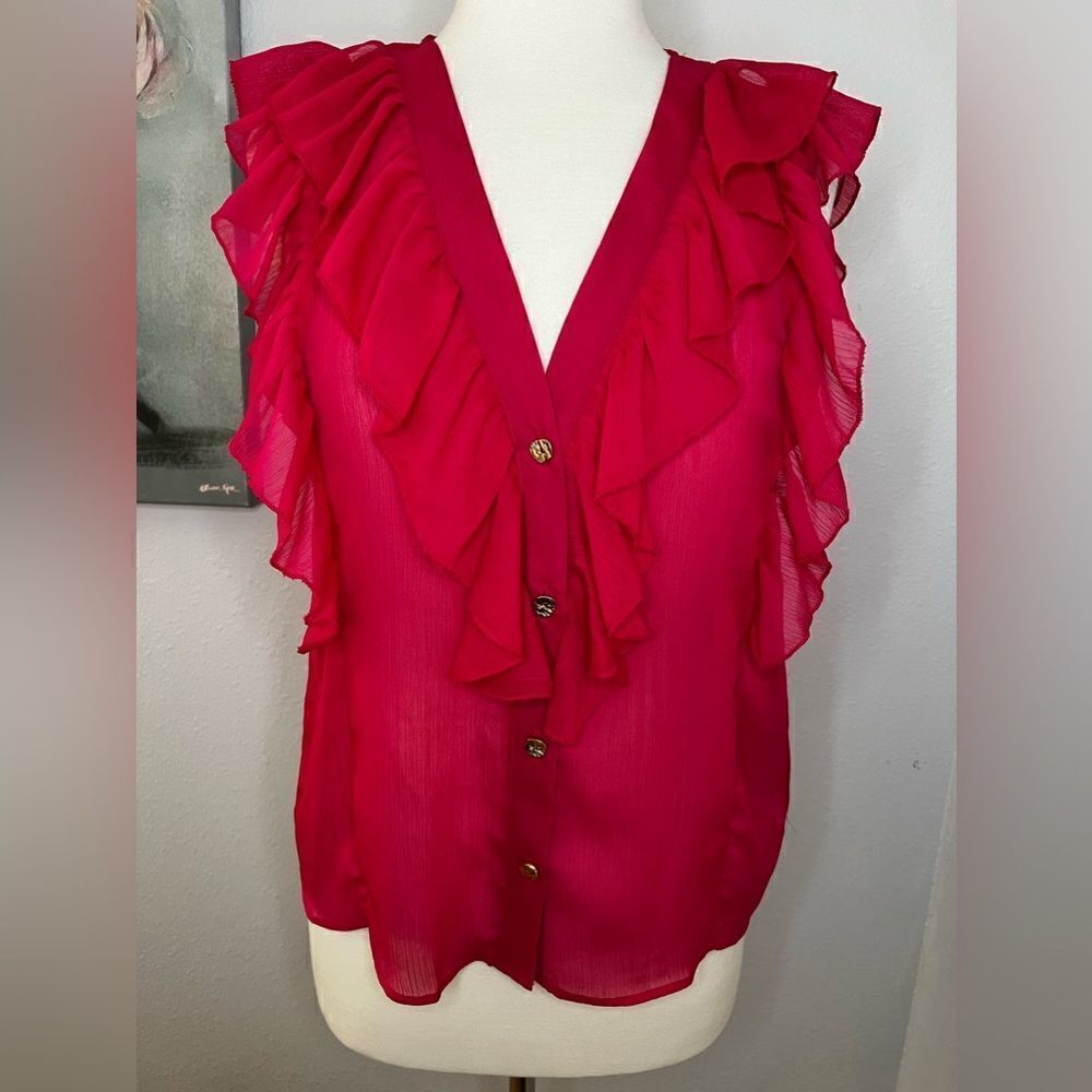NWT Zara sleeveless ruffle front blouse size medium